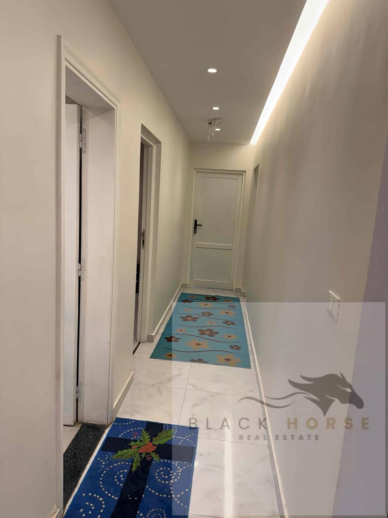 4 80da03fd-c514-4587-864f-a5b24993423a. jpg