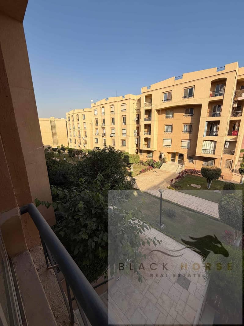 12 eae55d0f-a432-4487-9e5e-2a42e4ae4ca9. jpg