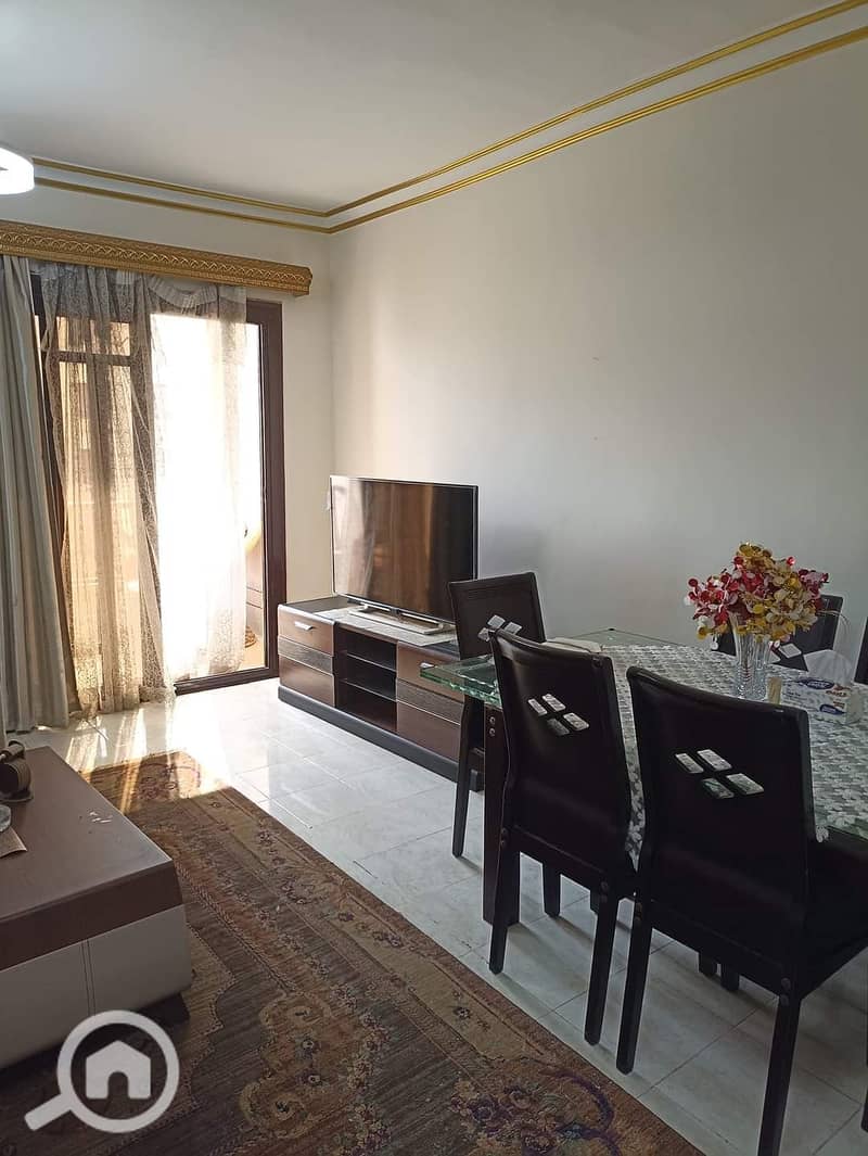 4 4849b203-a935-473c-9fb3-a8373de2827c. jpeg