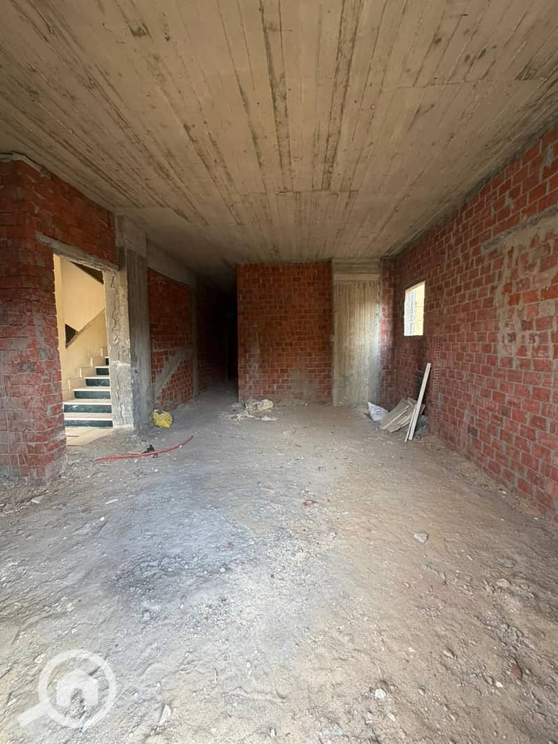 6 cdd5ceb3-7a8e-4edb-bb09-041f778a86c3. jpg