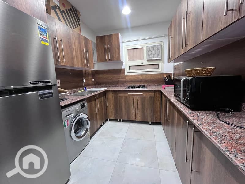 24 92a11cad-1209-451d-bb5b-67aa27ffe069. jpeg