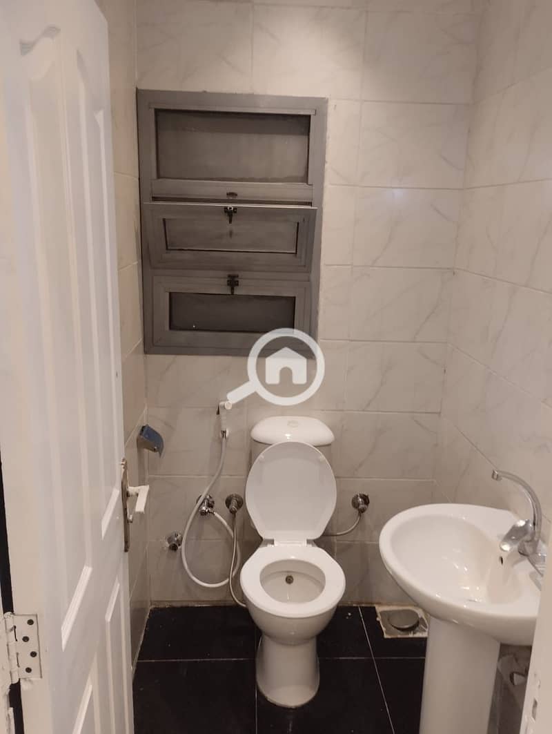 4 f4ed16ff-207c-4f34-a0d1-37eec6986337. jpeg