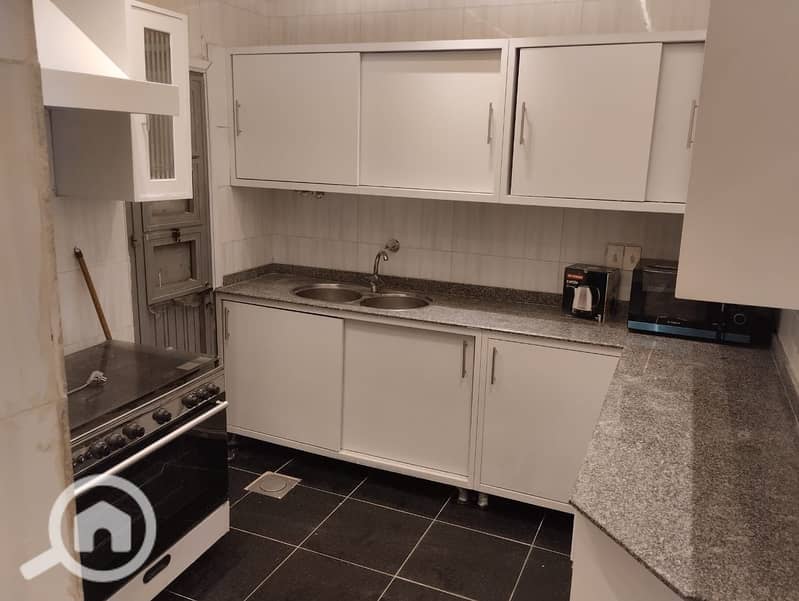 7 aafb79e3-5bc3-46e3-9ce2-c7c28e3bb6e8. jpeg