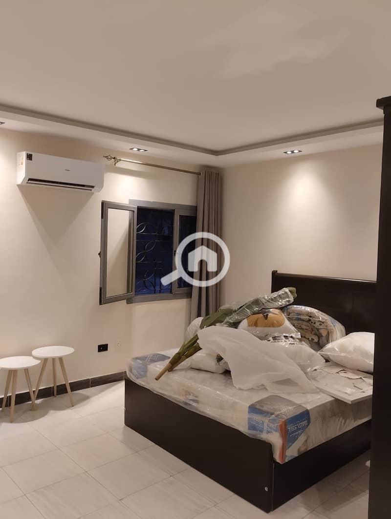 9 4444151f-b4af-4e70-9032-5ff7149332bc. jpeg