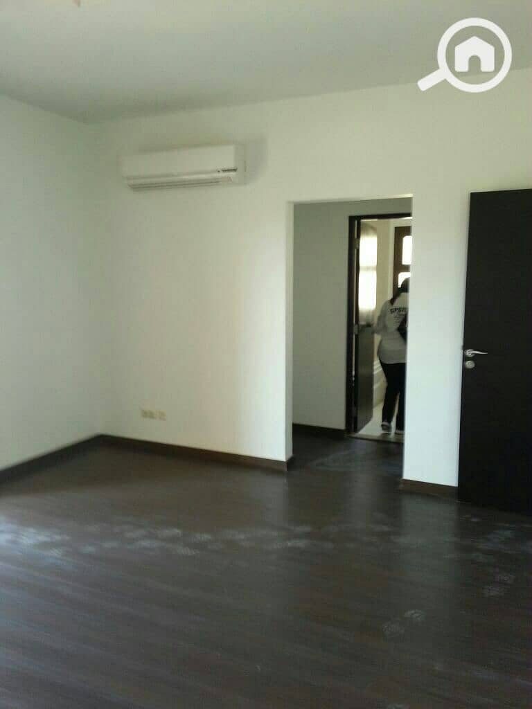 5 WhatsApp Image 2025-12-31 at 12.32. 32 AM (1). jpeg