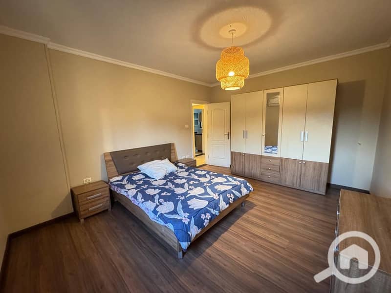 5 4965fc7a-420b-48fd-a5e7-1dda1217e0ee. jpeg