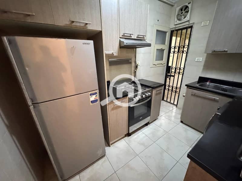 6 6a004ade-5e95-45a3-a532-5a1d078e152d. jpeg