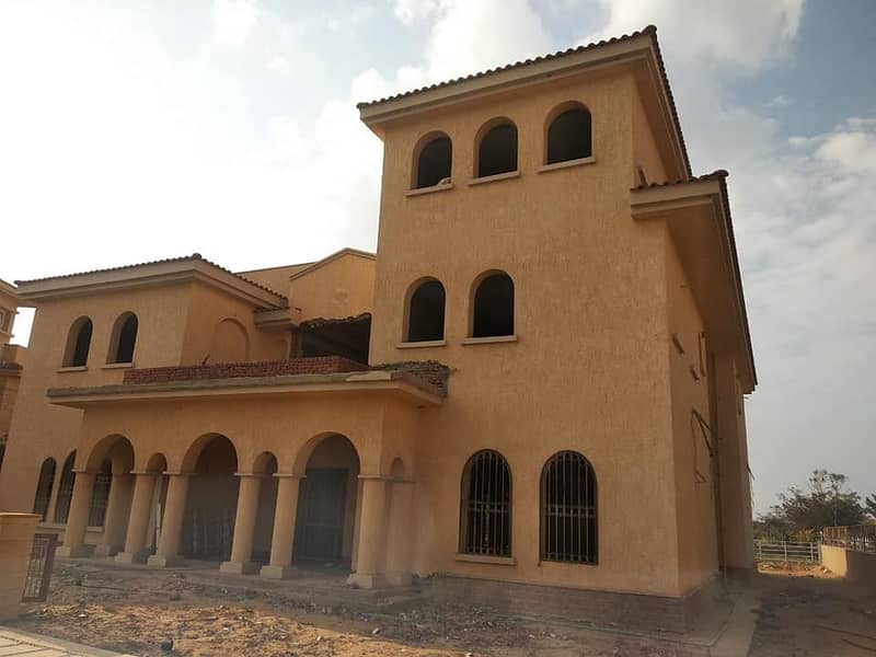 4 122213802_835637610561823_8803008938012192695_n. jpg