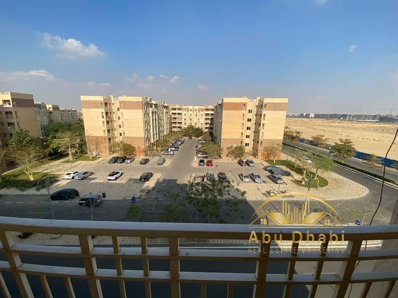 2 ea24e307-bdff-4441-95ea-334c1b505622. jpg