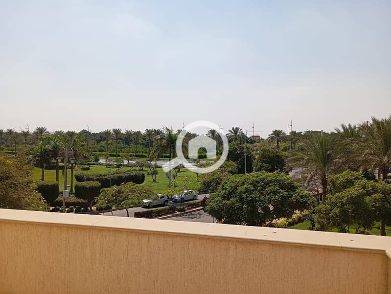 8 6094933c-1fba-412b-9dc2-ad1f07aca8b5. jpeg