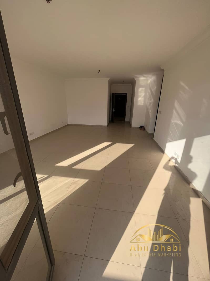 16 beefc5de-3b4a-425e-b4e8-8bab733c2600. jpg