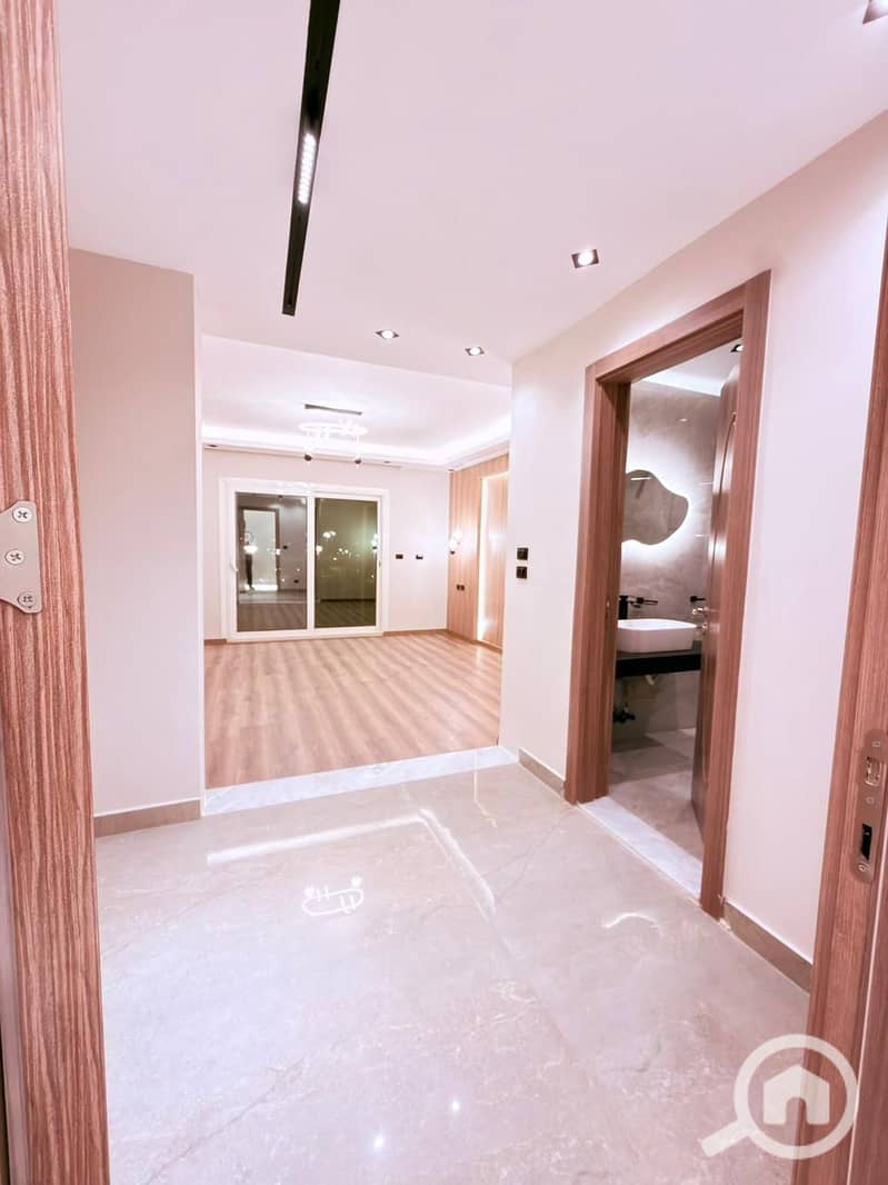 5 467cb53a-4f5c-4dca-a327-0a5bbfea24bd. jpg