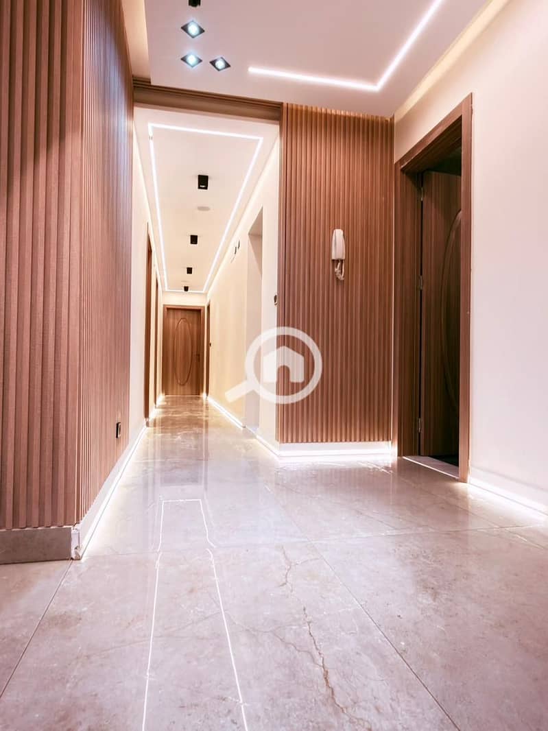 11 c2b7f790-c709-4f8d-8fa0-701c96a59e39. jpg