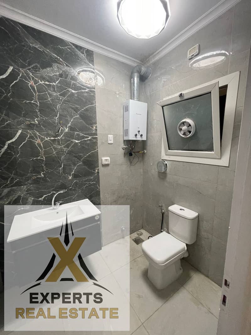 3 4b0e51bb-69e7-4a8b-9eea-46694305b4e4. jpg