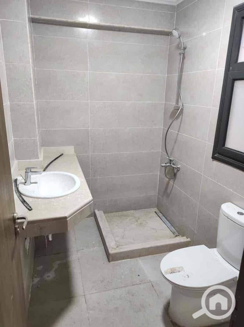 14 8351bace-87e9-4762-97aa-29fd9d9f0256. jpg