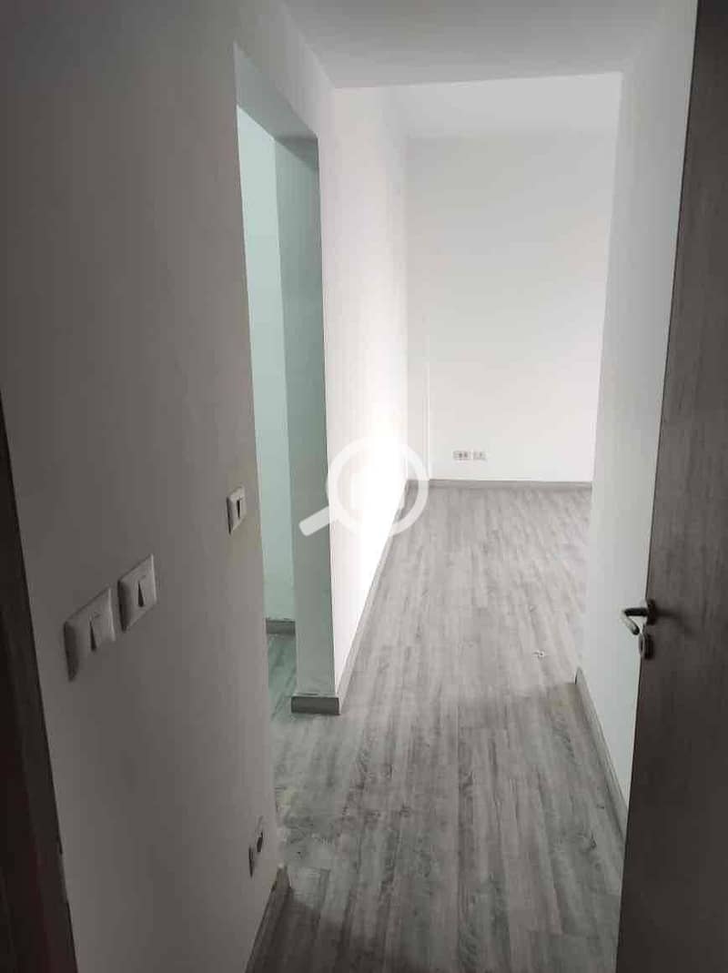 15 07370c22-d22b-415e-b0c0-1755d3cd839e. jpg