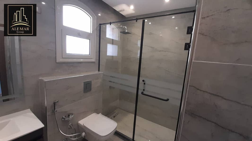 6 540f50d9-e84a-4f83-88a2-82ed767b954f. jpg