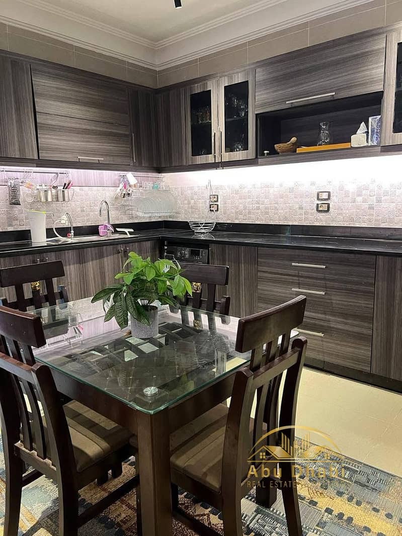 3 ce58082e-f1ec-4621-991b-95372434b894. jpg