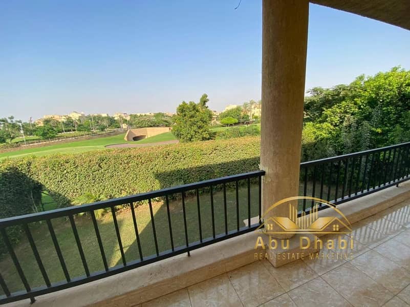 4 6f8e7b85-36b4-42dd-9f96-0142a63a209d. jpg