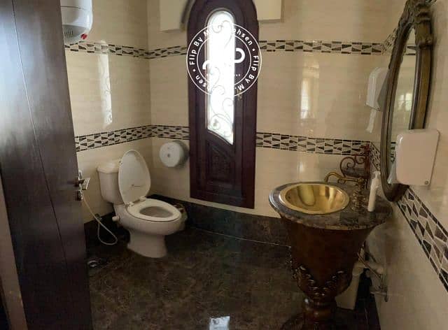 10 IMG-20251110-WA0014. png