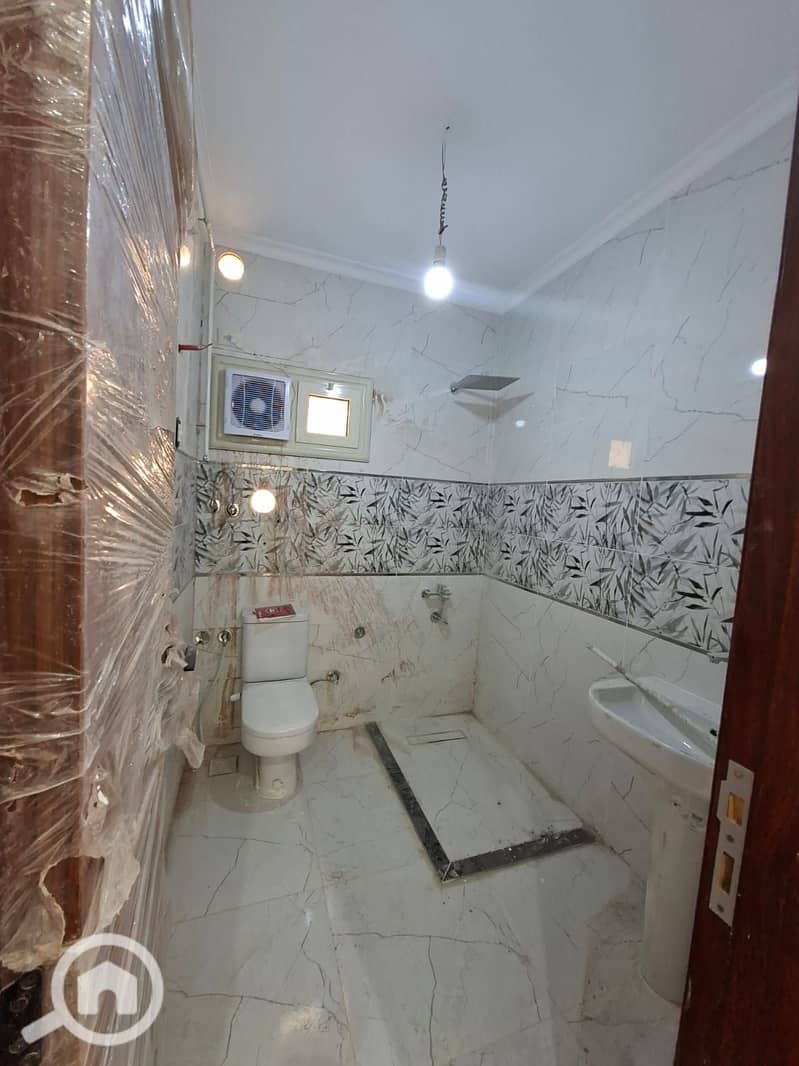 8 WhatsApp Image 2025-12-31 at 11.49. 19 AM (1). jpeg