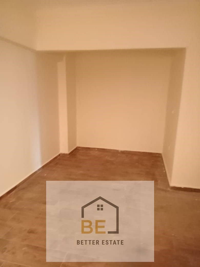 4 WhatsApp Image 2025-12-28 at 1.07. 46 PM. jpeg