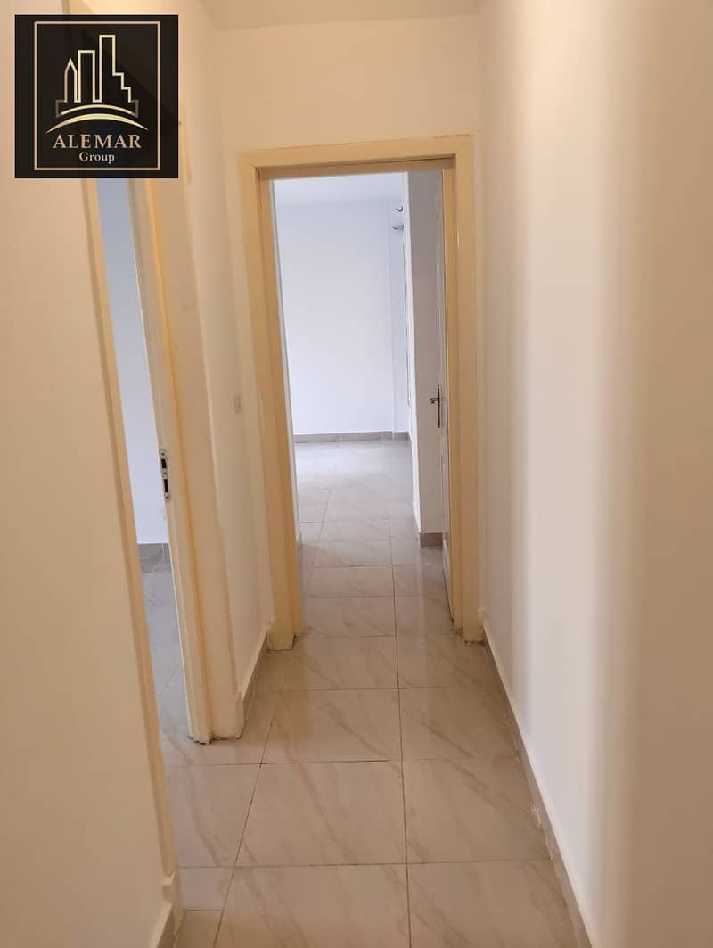 10 548c9abd-9557-4a48-93ae-06a9b7fb5dc4. jpg