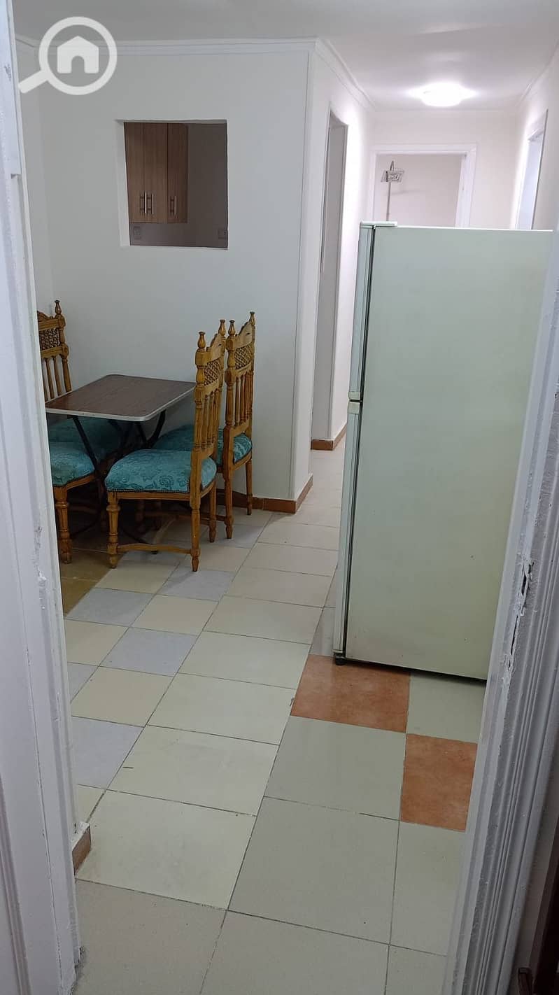 3 d4dc53ff-8614-495e-bf2f-a1402179d2dc. jpeg