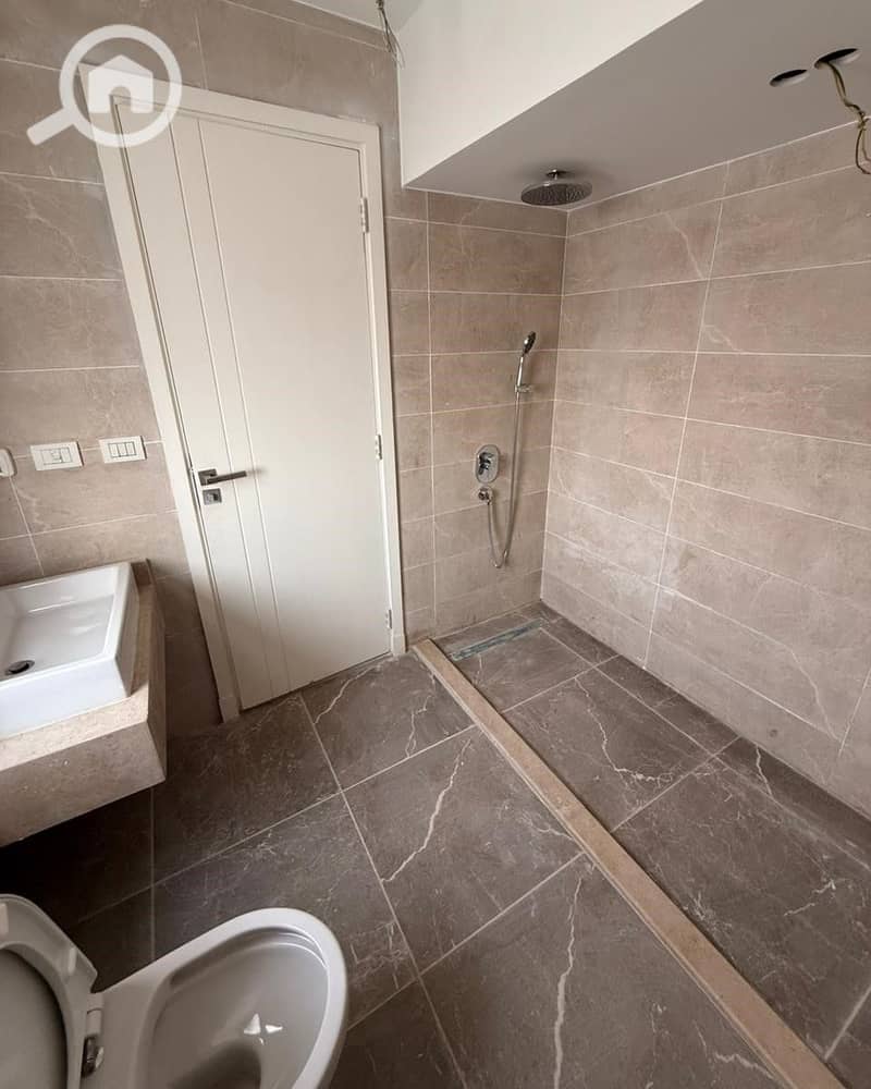 10 WhatsApp Image 2025-11-25 at 11.22. 33 AM. jpeg