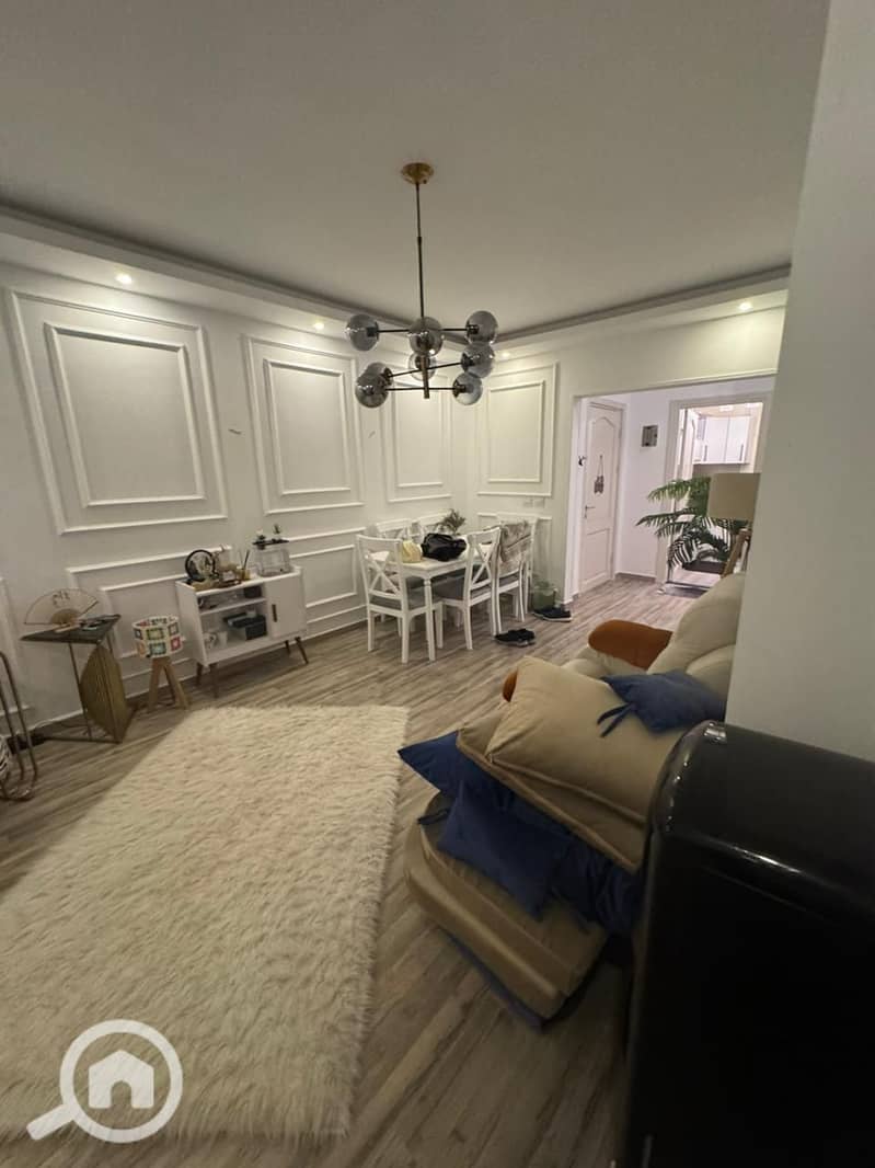 5 78feb0df-2e56-47fd-9be9-7f85a26b94af. jpg