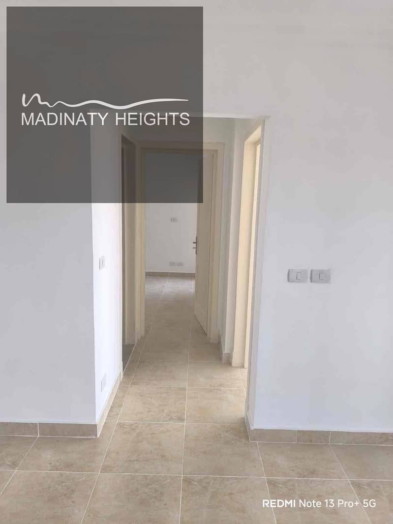 2 8092c8ba-bc02-4047-95d4-781297b155b4. jpg