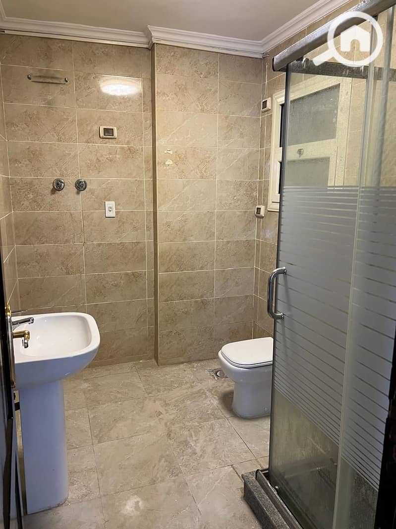 9 bfa1c79d-5362-438e-88a7-fb889529395d. jpg