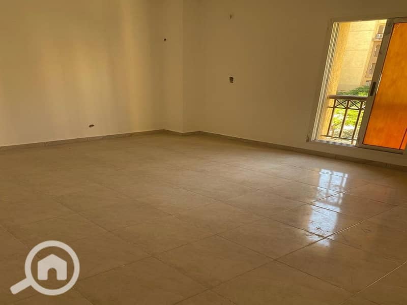 4 5b4d263f-63dc-49ce-b144-21cc48ccb132. jpg