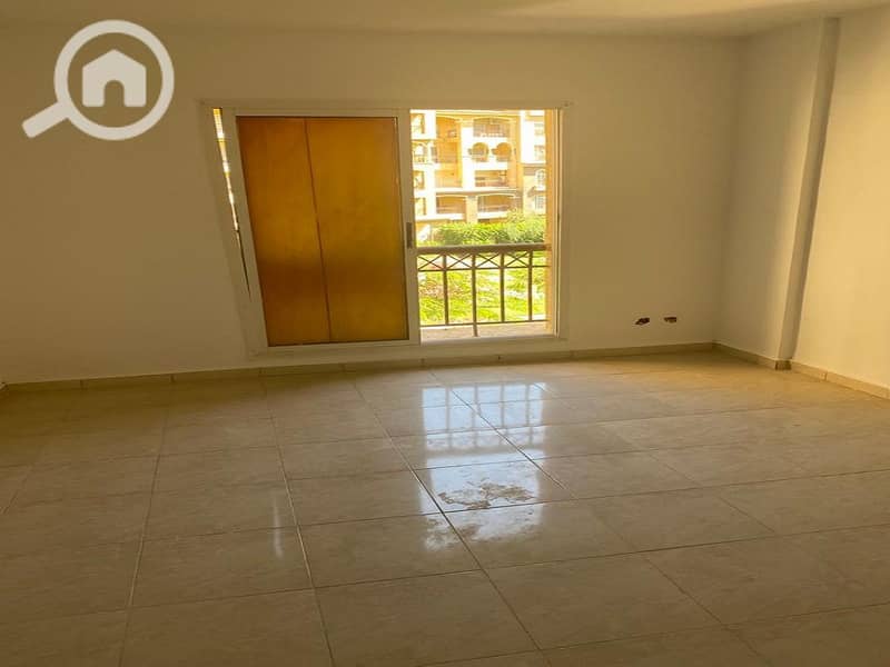 8 74318f6a-fe94-4eaf-8048-d39ef3e2f6ff. jpg