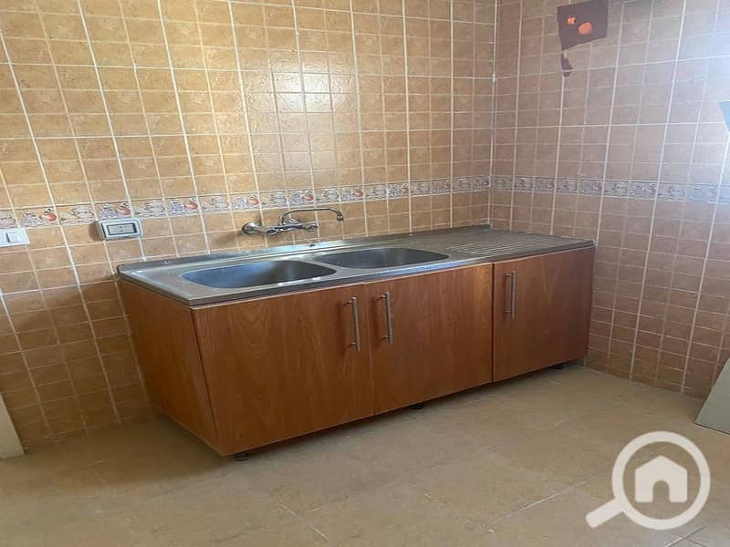 10 a2739458-7e61-490b-8b0d-0491b3ec15e5. jpg