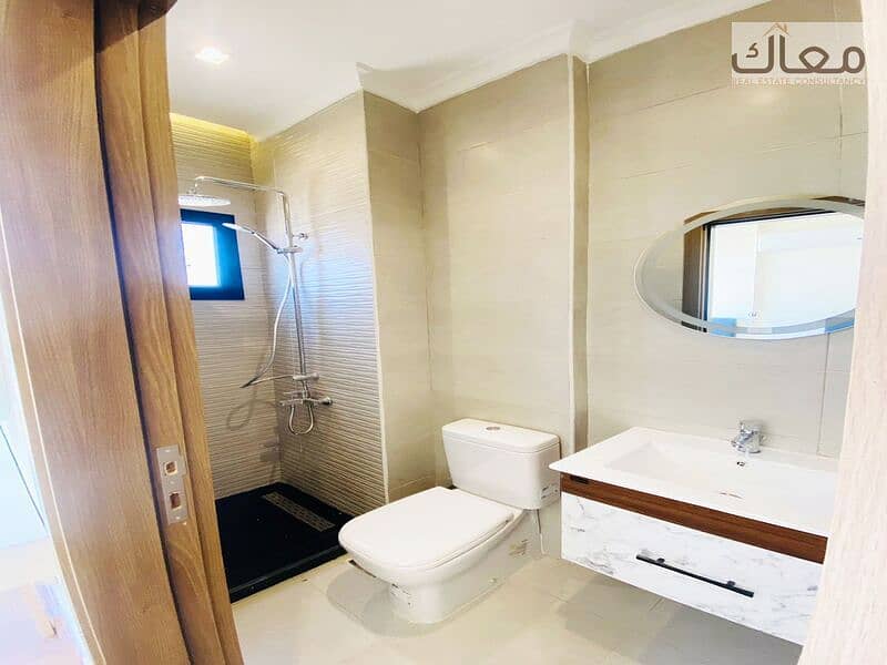 12 eac2a42e-9c27-4eb5-a6a5-ab01c999e3ec. jpeg