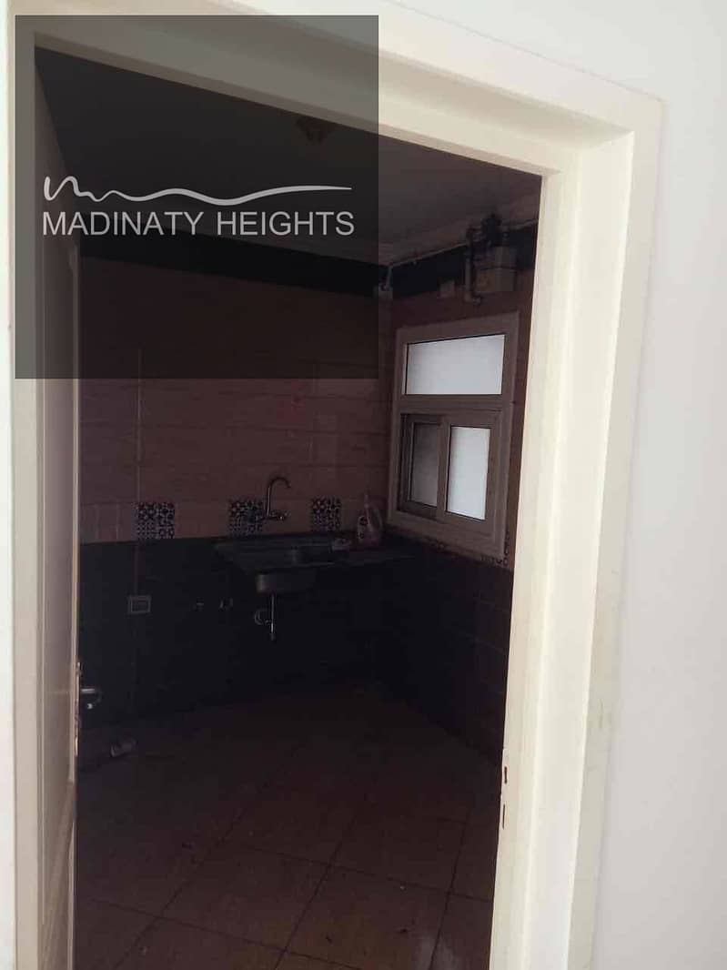 7 928035e0-ff7a-4175-b859-b3793b69004b. jpg