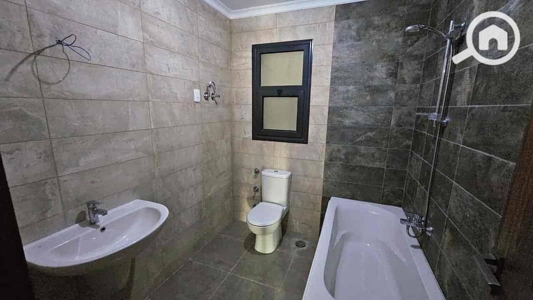 2 0b36c73f-2c22-4940-9bc1-20b5b81eae12. jpg