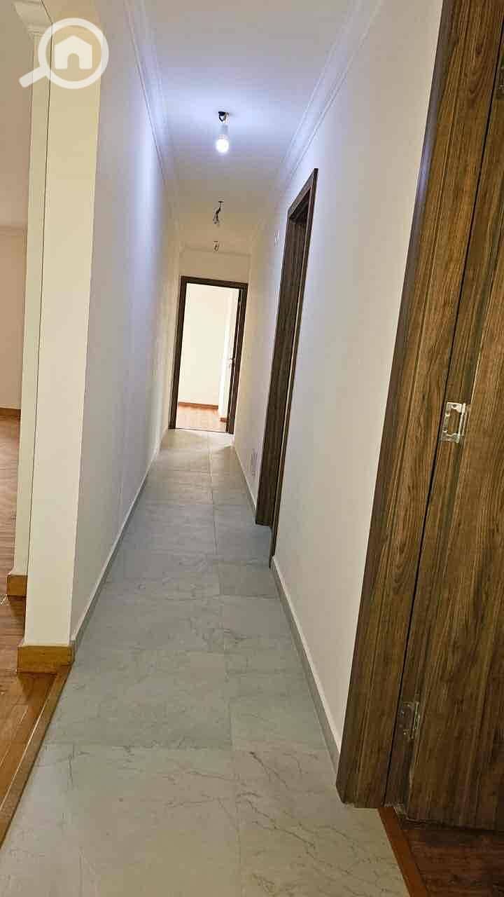 3 a4cae810-f426-4e7a-b1c3-d48c2bdee0e9. jpg