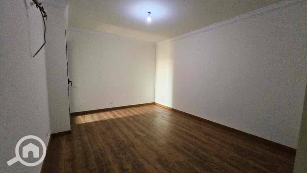 4 2b7e1431-2399-4179-be9f-b7a12dfe41e6. jpg