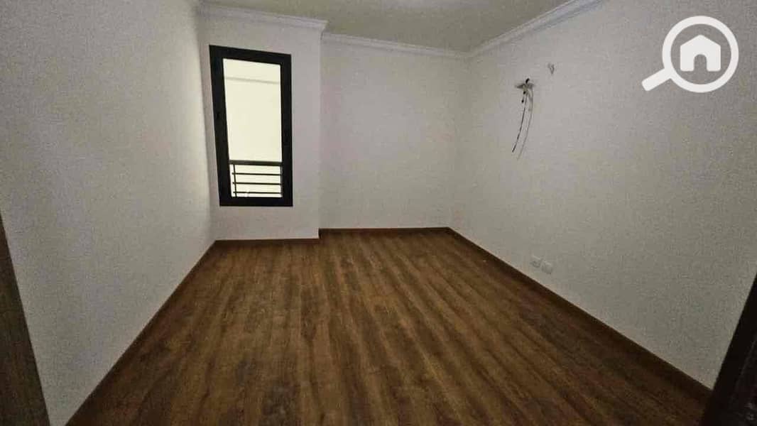 7 de55bf59-4f2b-4cb5-91a6-7351b46d8128. jpg