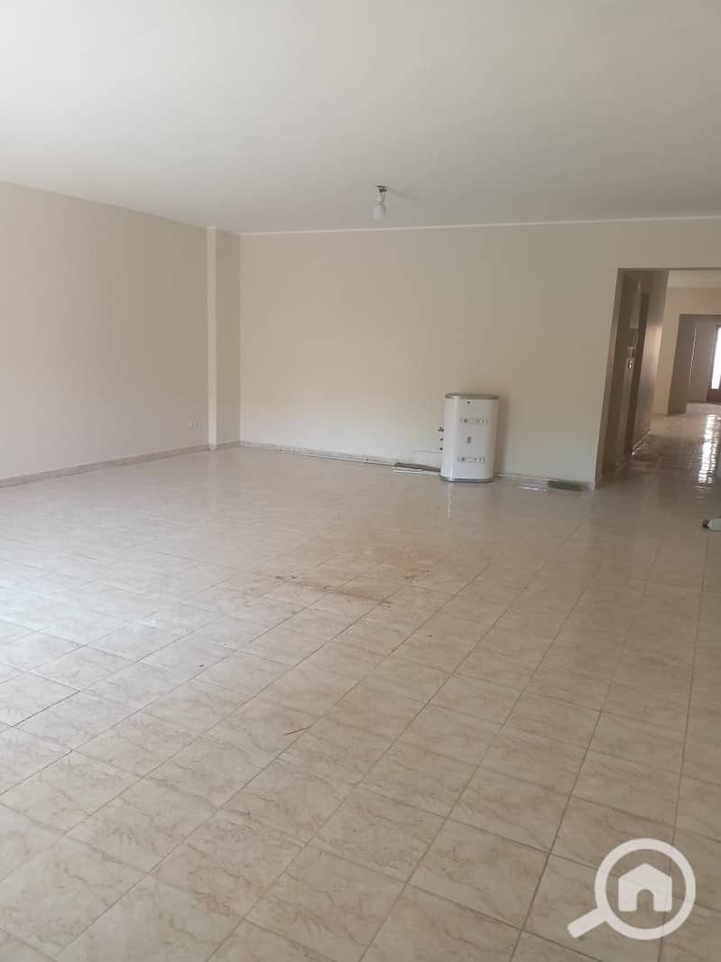 5 3ab772fc-5f54-42af-9292-1d0c171443b6. jpg