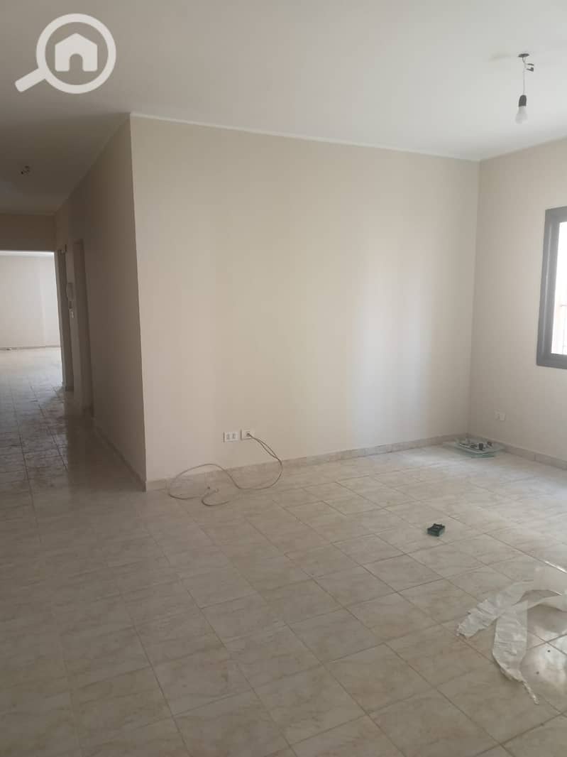 8 72660e7a-2a6a-4bcb-a087-b2155a475cf7. jpg