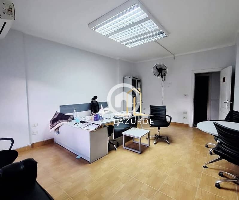 1000753576. jpg 1000753576. jpg