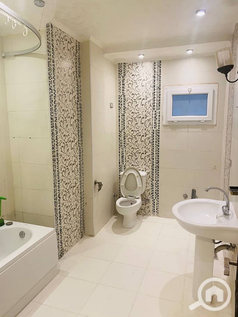 7 WhatsApp Image 2025-11-15 at 2.22. 07 PM (1). jpeg