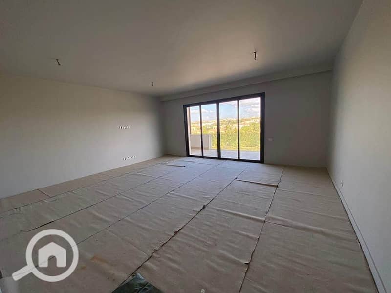 5 592470382_873453645076777_5025137759705147785_n. jpg