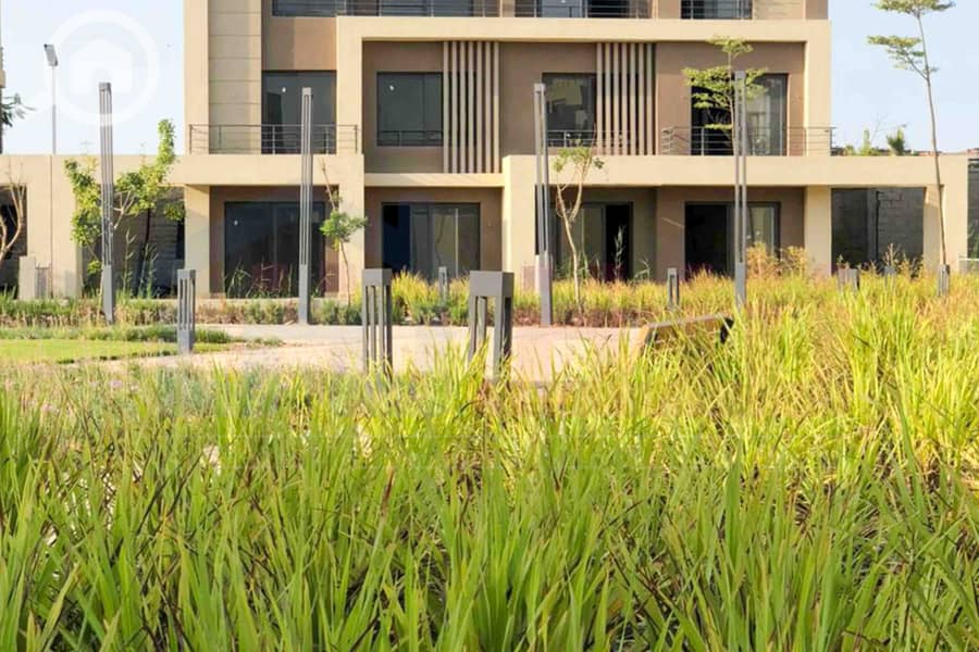 7 WhatsApp Image 2025-12-29 at 13.06. 02 (2). jpg