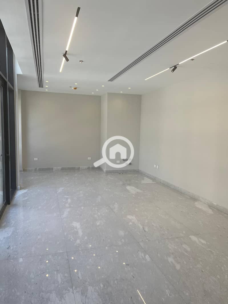 5 WhatsApp Image 2025-12-31 at 2.20. 36 PM (4). jpeg