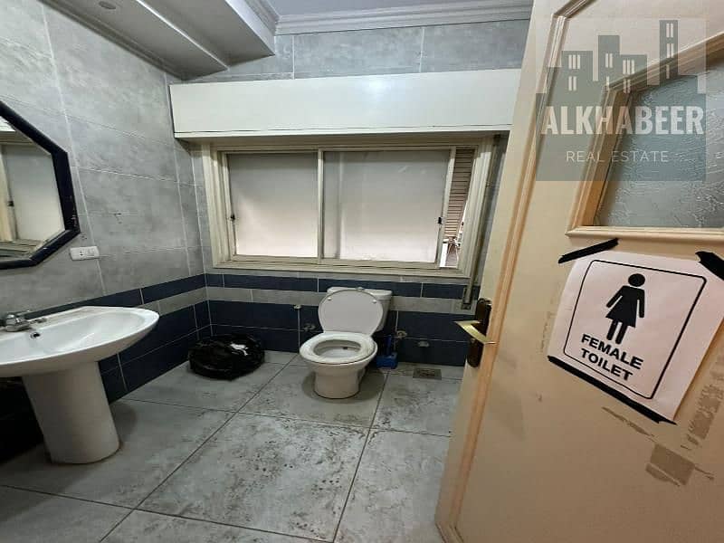 10 7e835321-e030-4625-a8cd-eb160d8da522. jfif. jpg