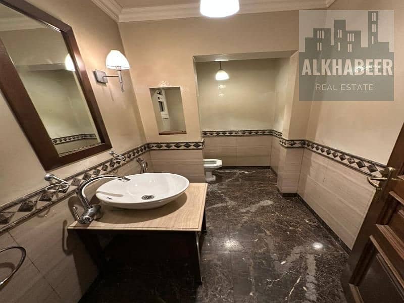 4 4ecfbf07-f0ba-4d41-be5b-83df558ade60. jfif. jpg